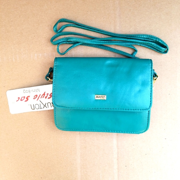 NWT  Leather Purse with Mirror and Inside Zipped Compartments, Key chain Holder - Picture 1 of 9